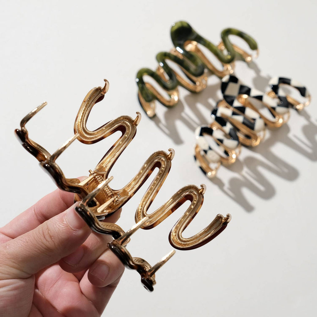 Willow Vintage | Large Squiggle Metal Claw Clip