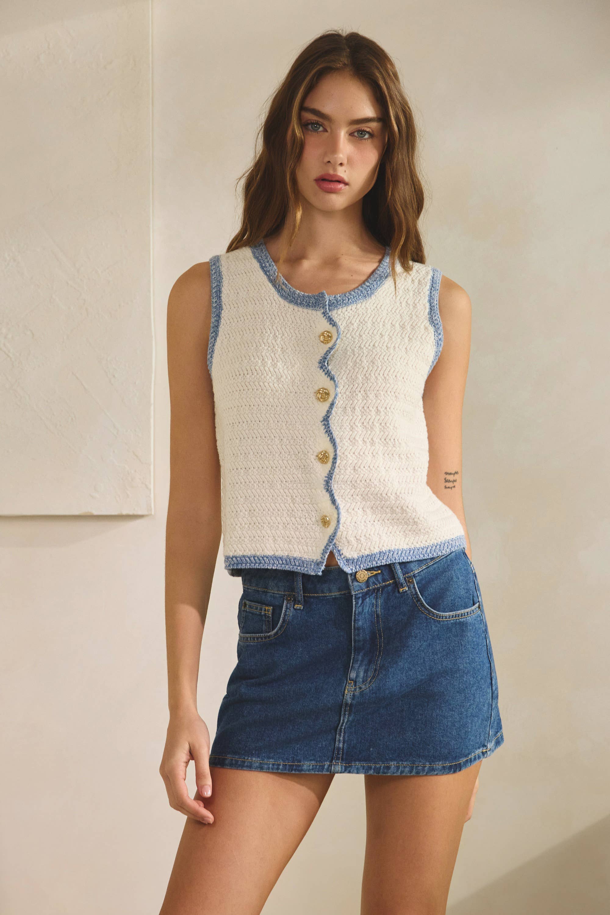 Mira | Contrast Vest