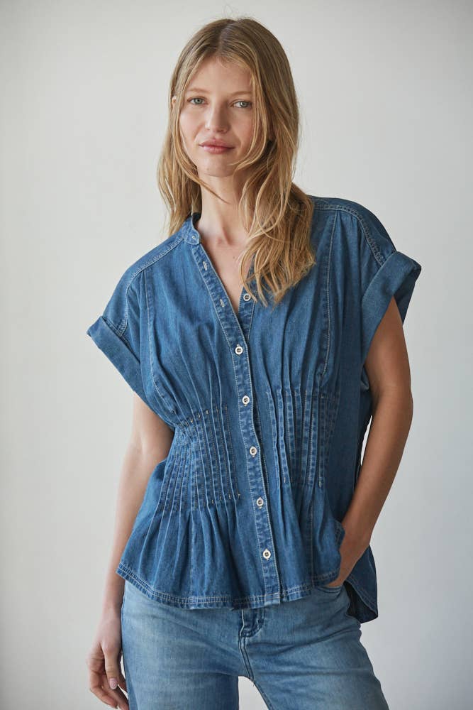 Corinne | Woven Pleated Button Down Top