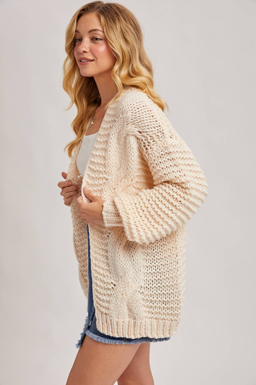 Lori | Chunky Cable Knit Sweater Cardigan