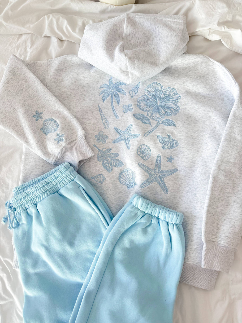 Pearl Grey | Tropical Embroider Hoodie