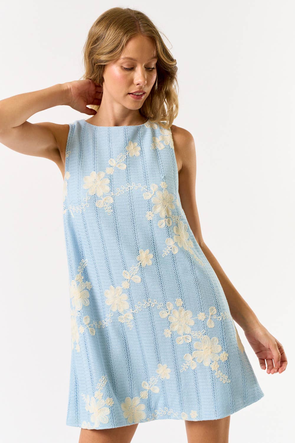 Andree | Floral Embroidered Shift Dress with Pockets