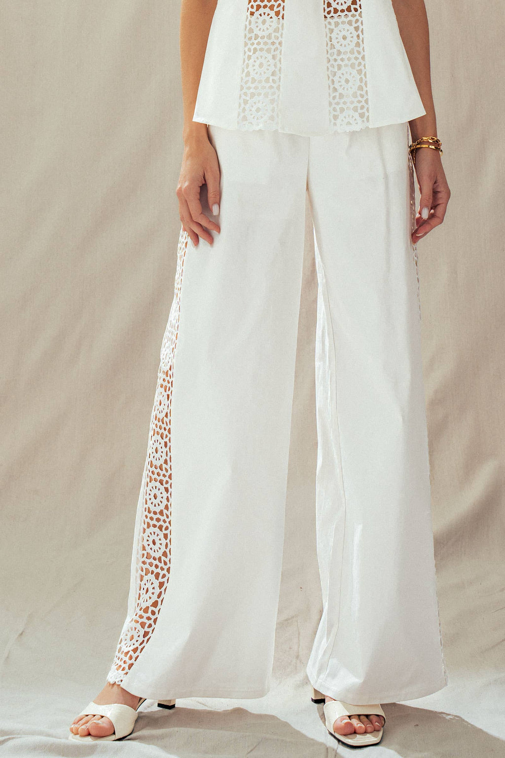 Presley | Cotton Eyelet Two-Piece Set Peplum Cami & Pants
