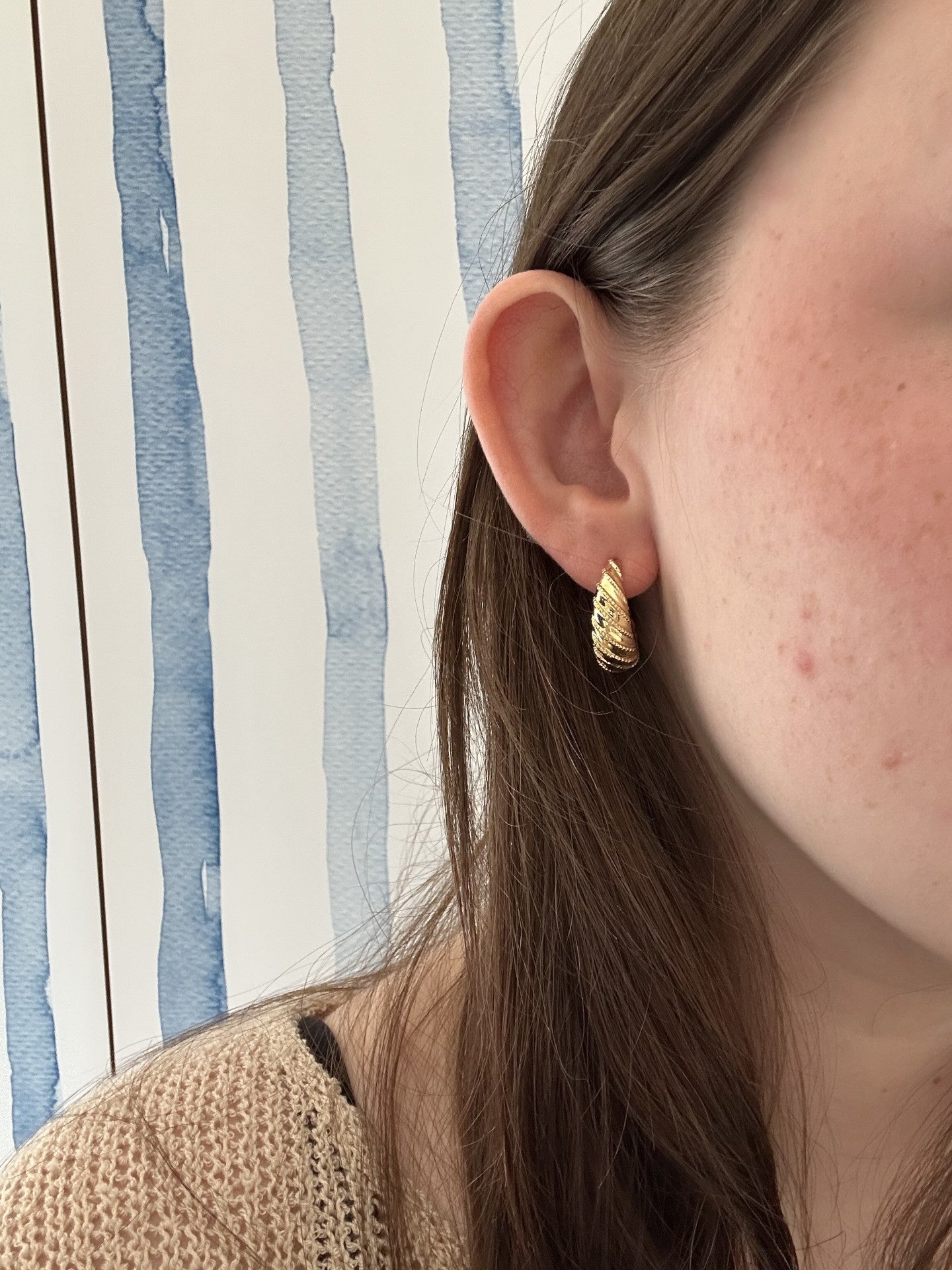 The Valencia Twist Hoops | Earrings