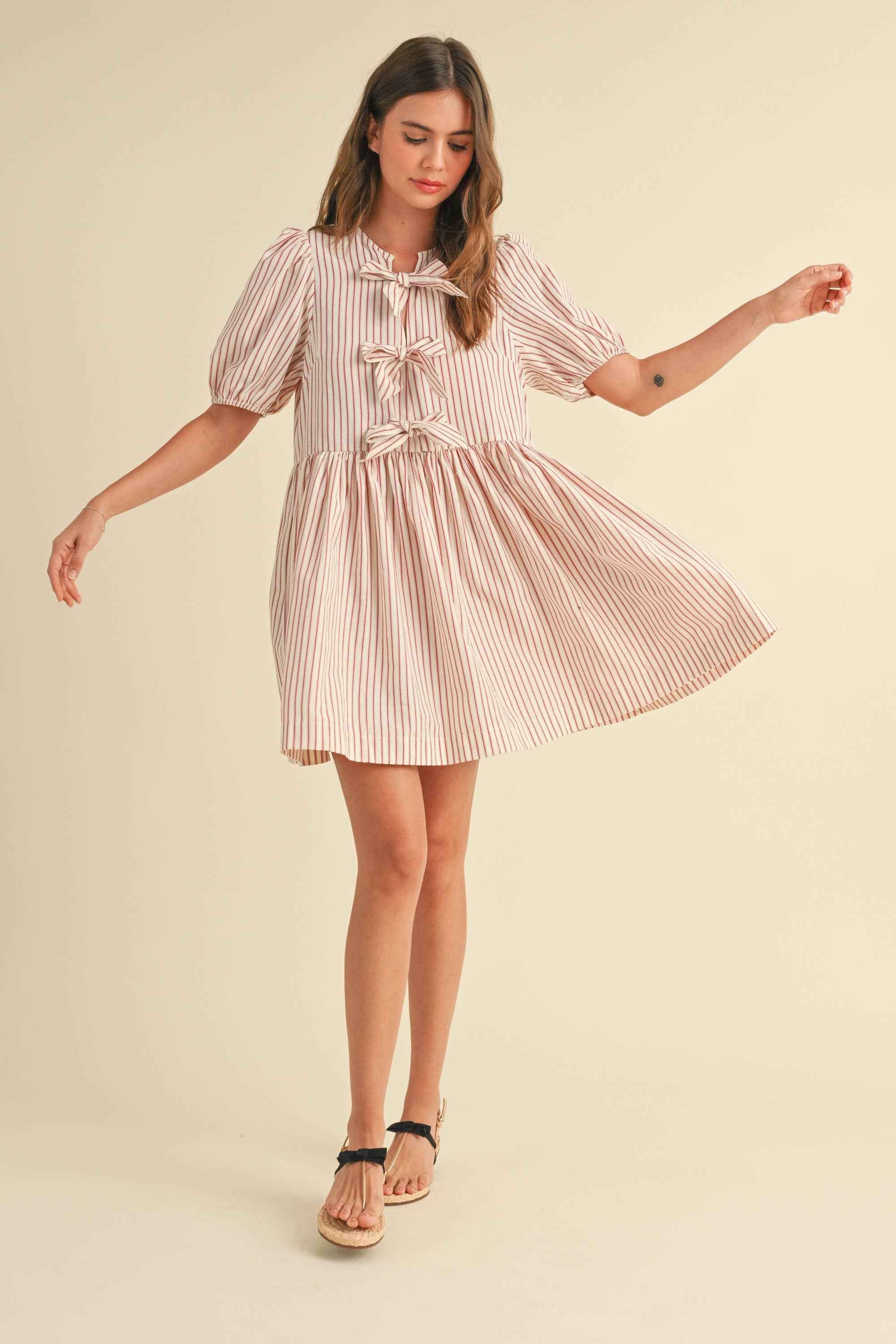 Darcey | Striped With Bow Tie Front SSLV Dress