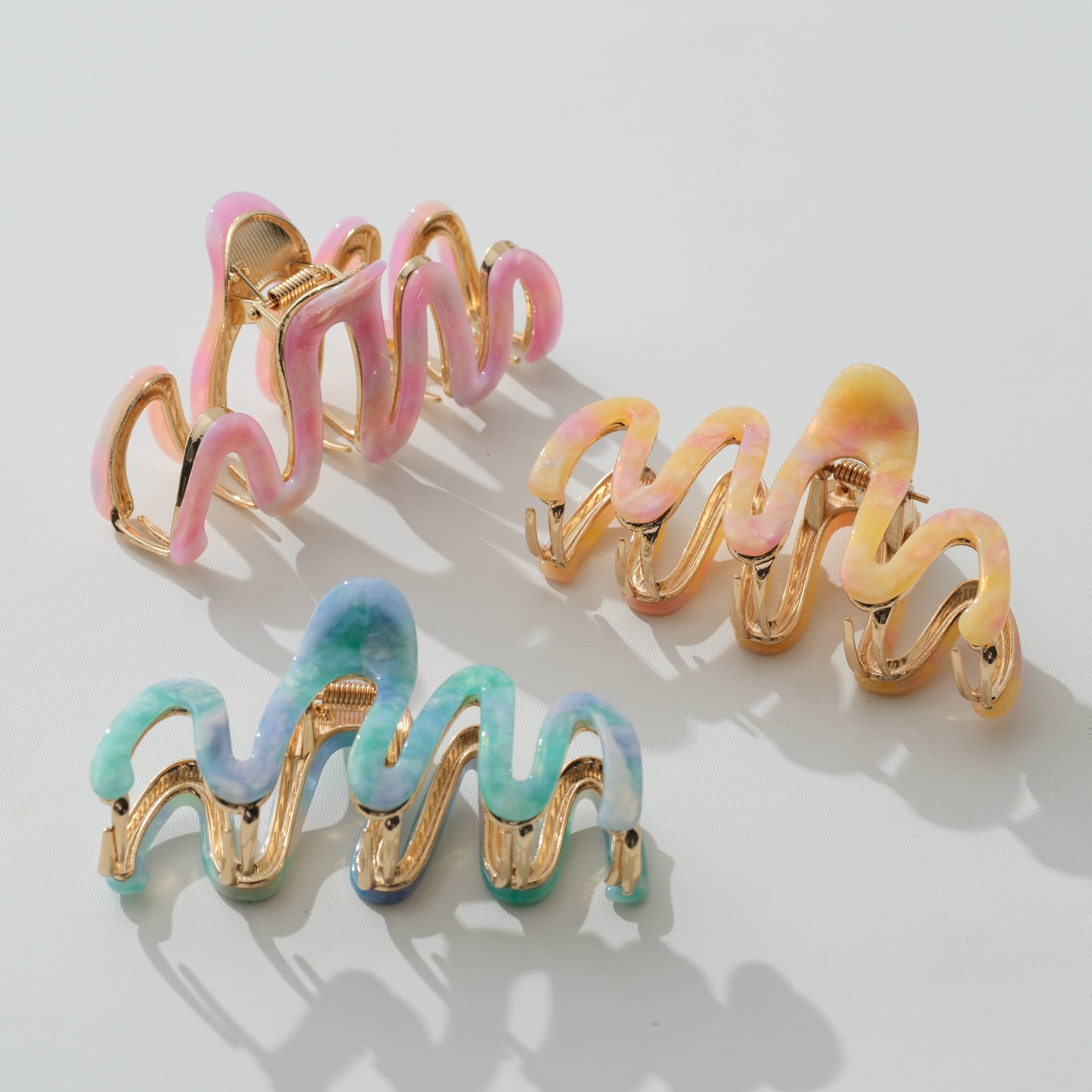 Willow Island | Large Metal Squiggle Claw Clip