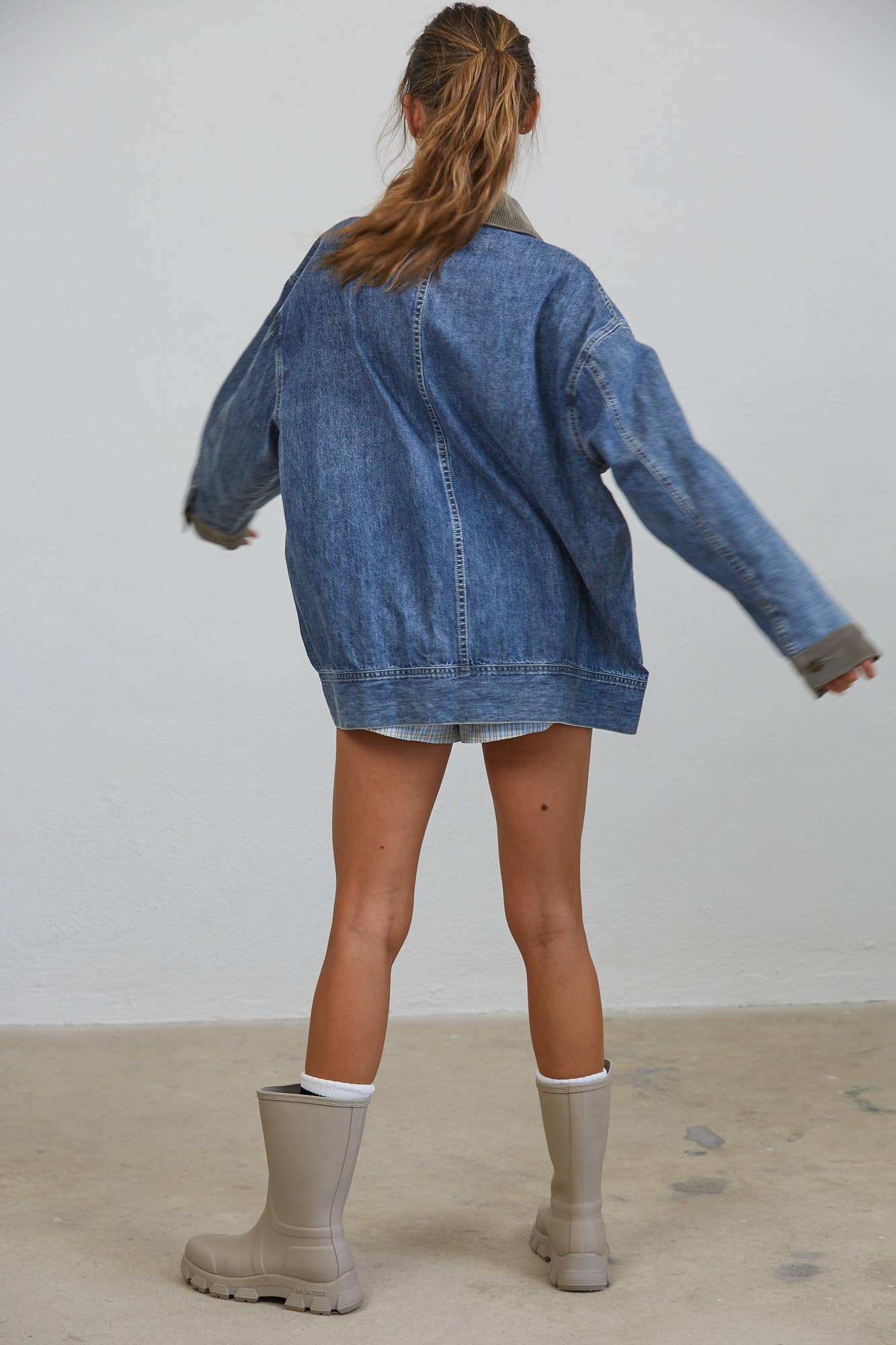 Alexandra | Contrast Collar Denim Jacket