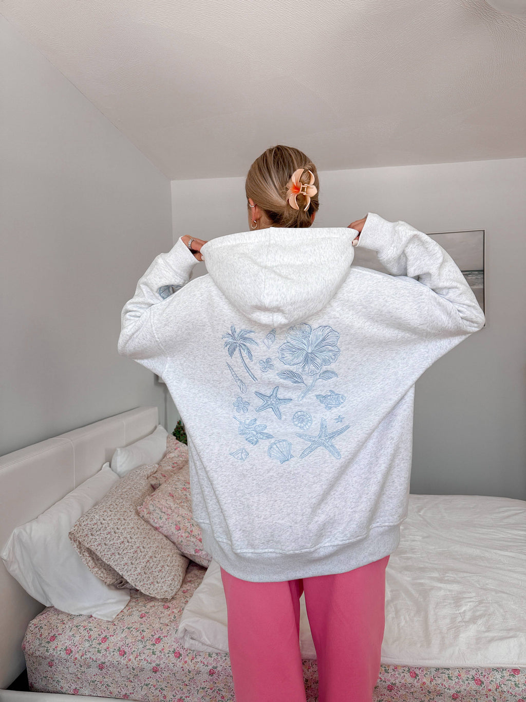 Pearl Grey | Tropical Embroider Hoodie