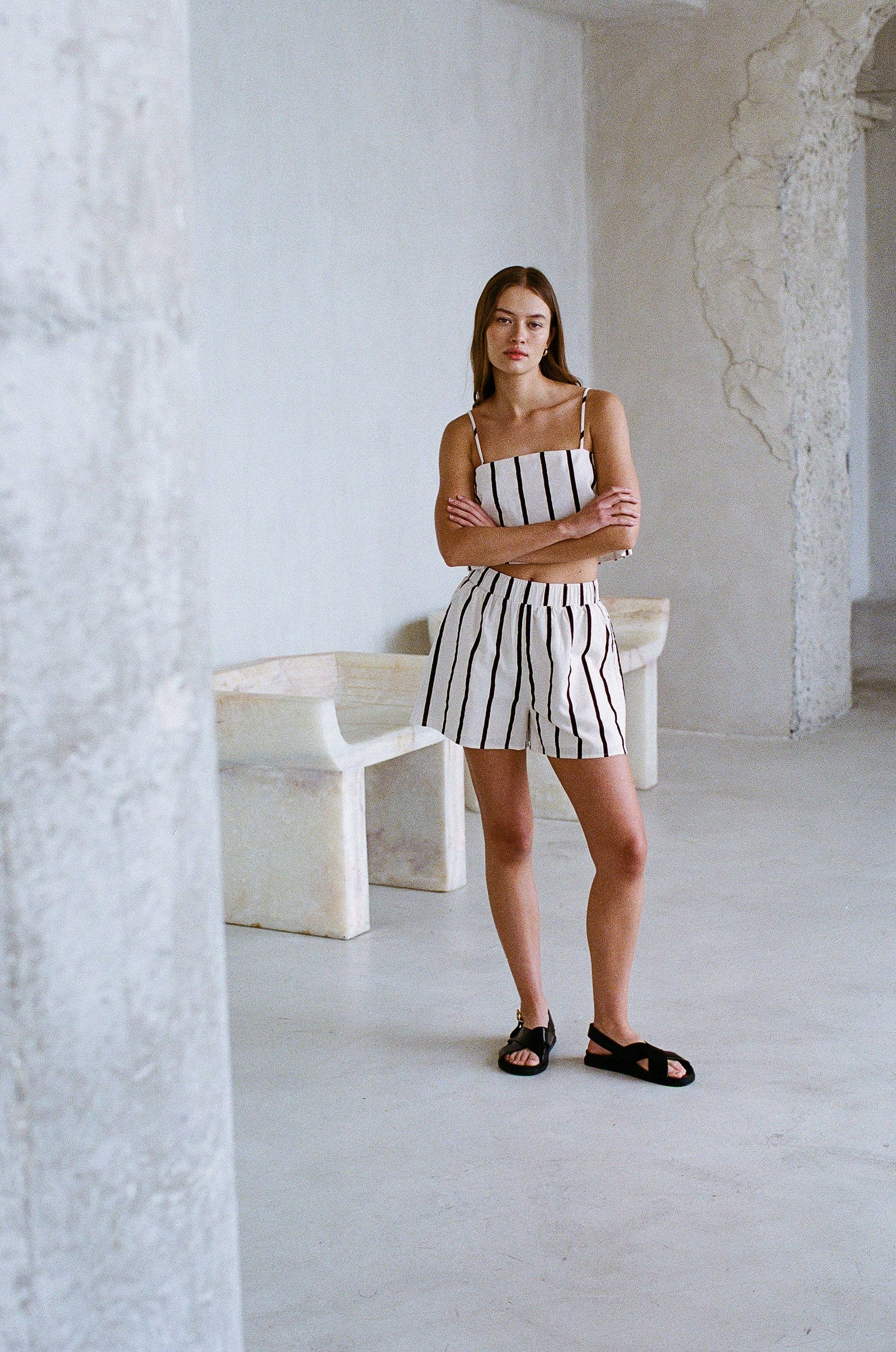 Kelsea | Woven Cotton Linen Strap Shoulder Square Neck Crop | AR1127