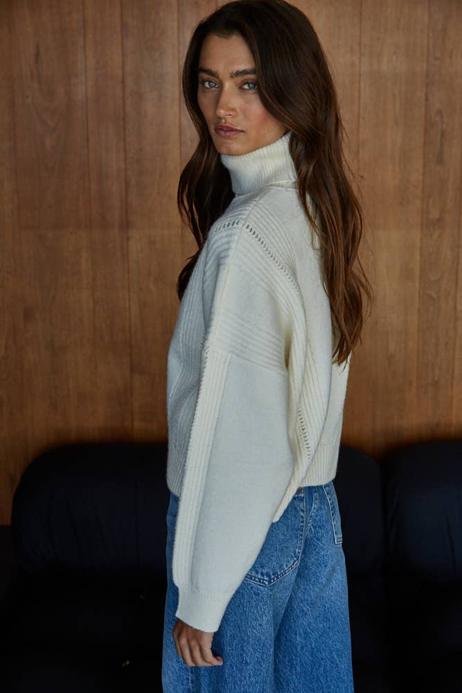 Miranda | Knit Sweater Turtleneck