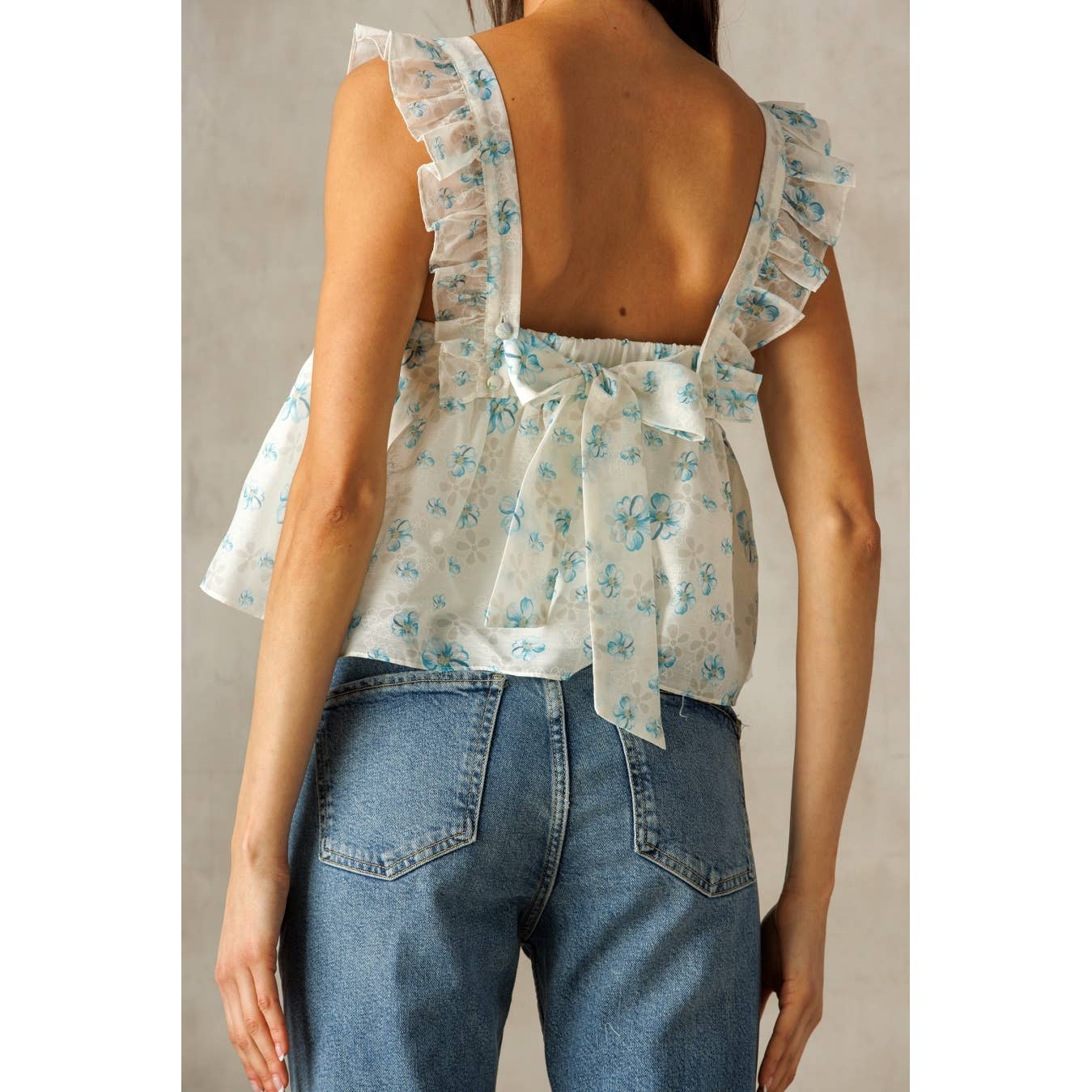 Beth | White Blue Floral Blouse