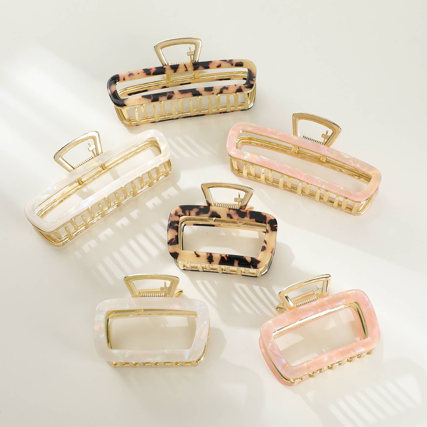 Harlow | Medium Hollow Rectangle Metal Claw Clip