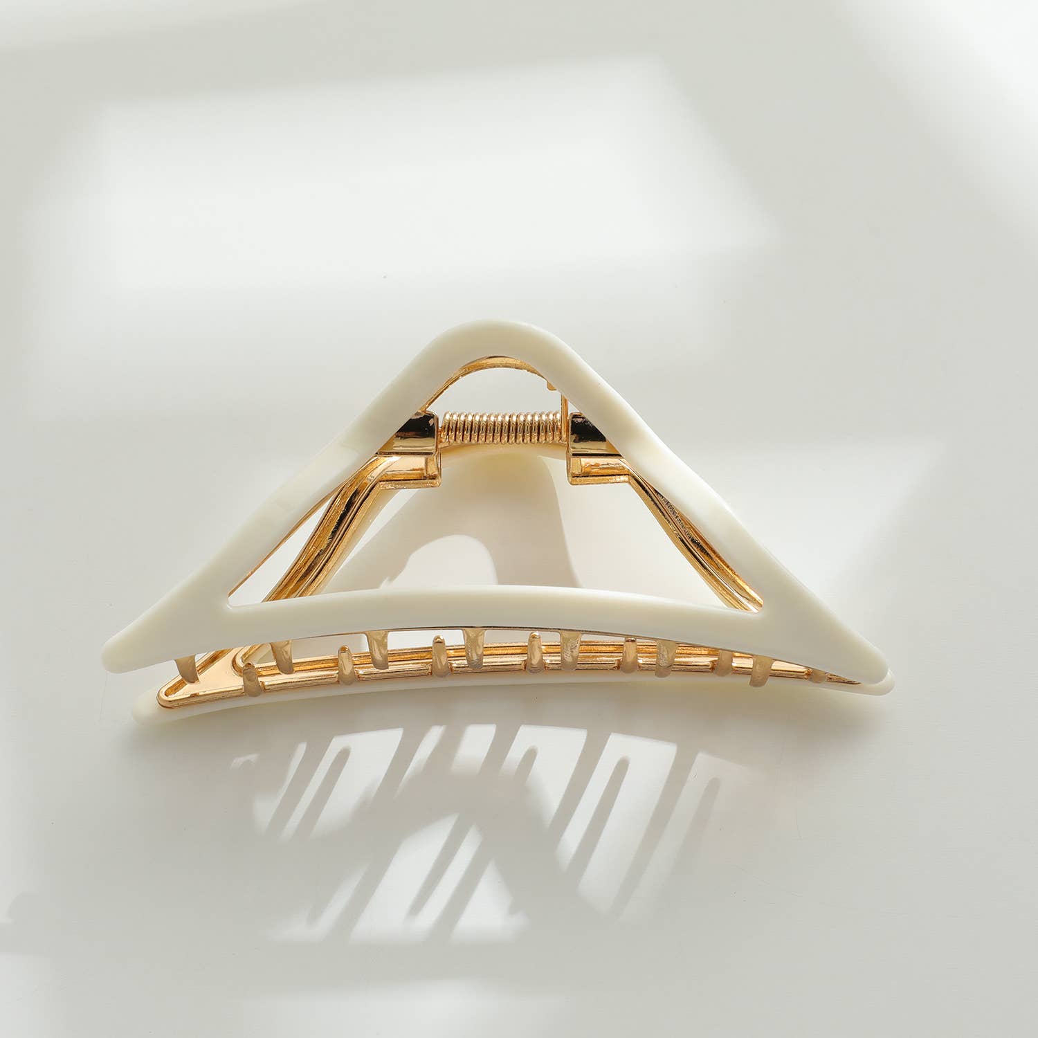 Vera | Ivory Gold Metal Assorted Claw Clips
