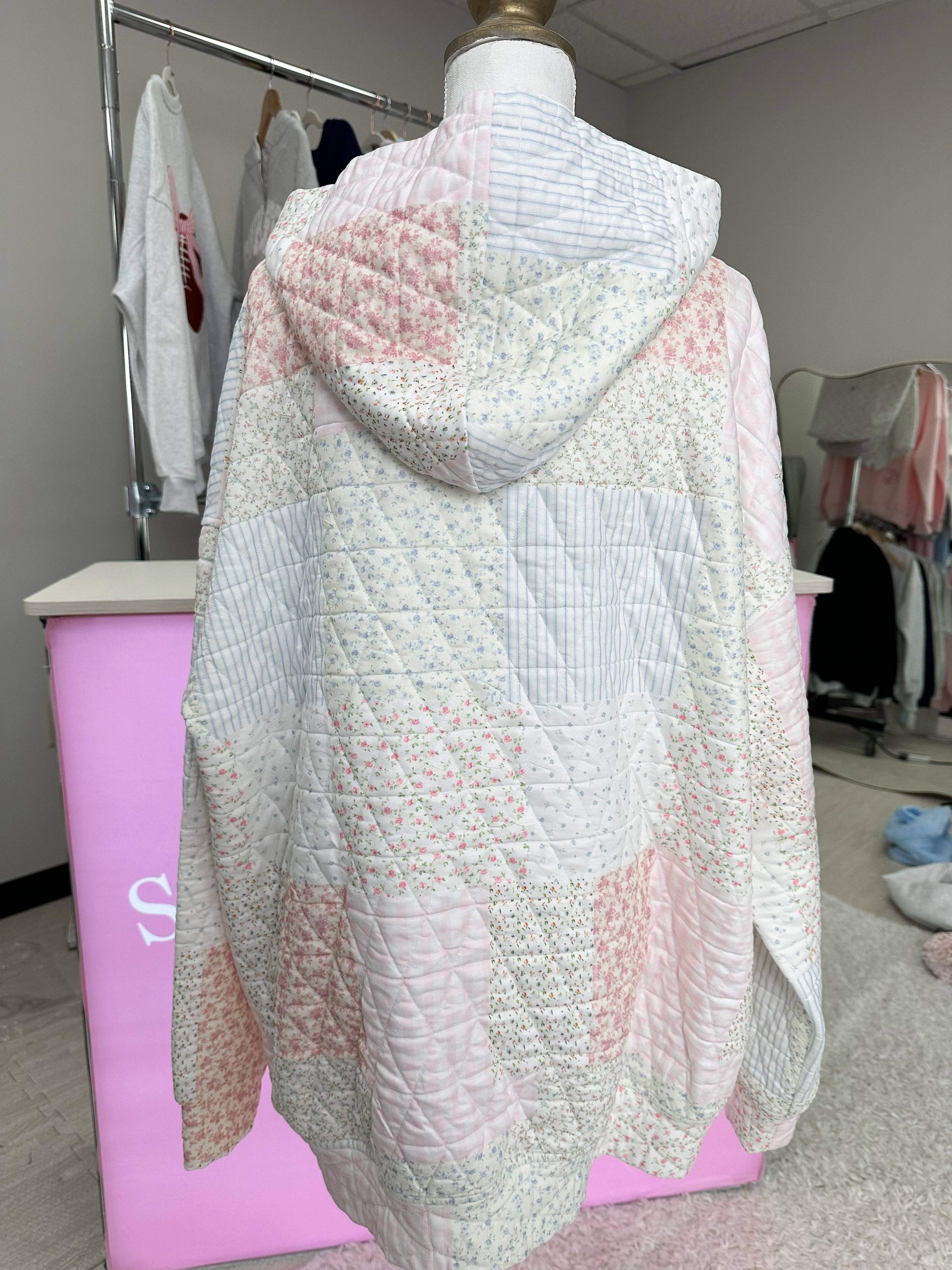 Lucy | Quilted Pastel Hoodie