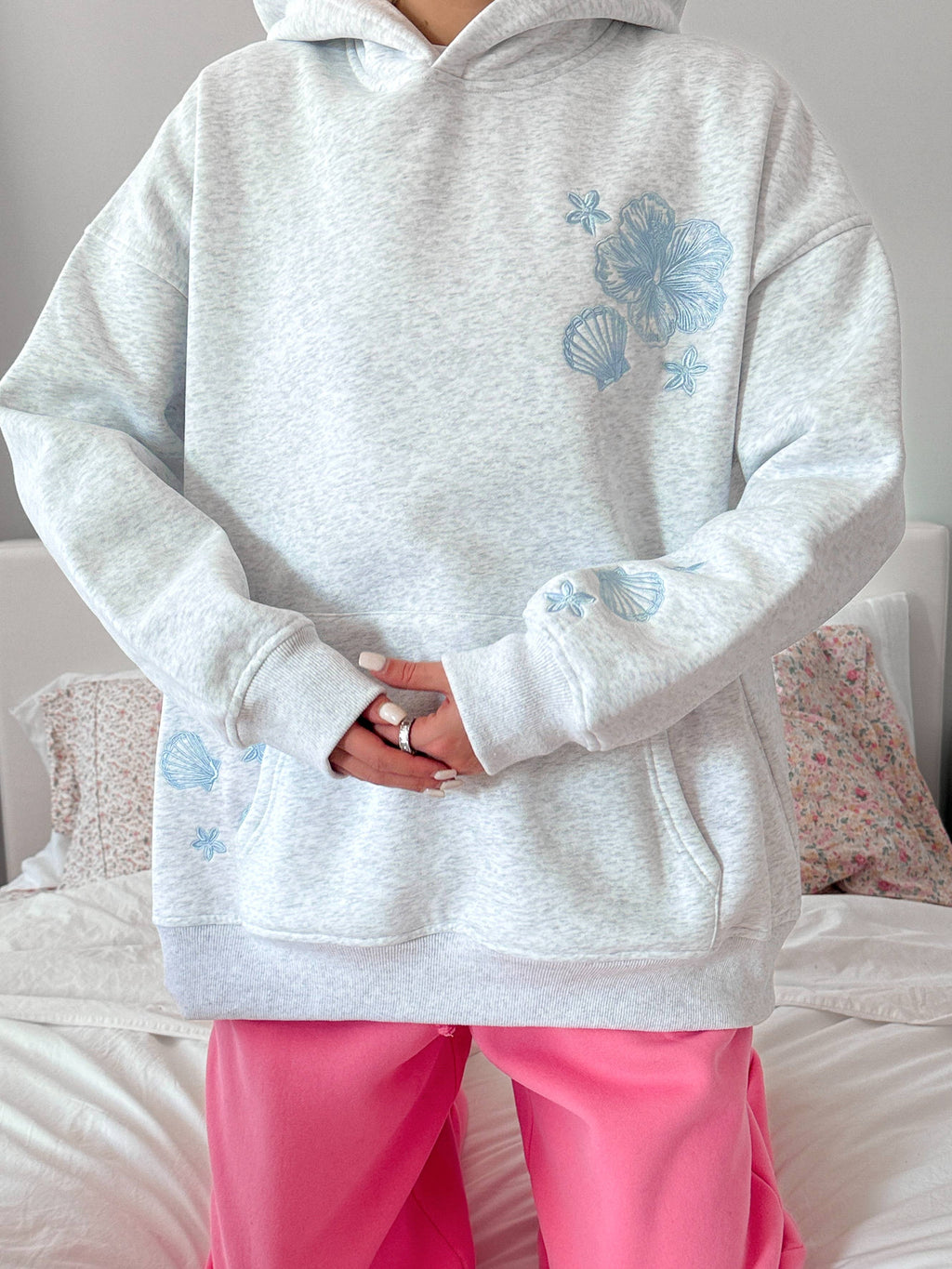 Pearl Grey | Tropical Embroider Hoodie