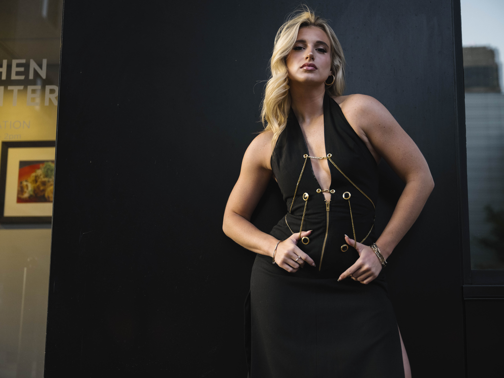 Livery 1: Elizabeth (M)