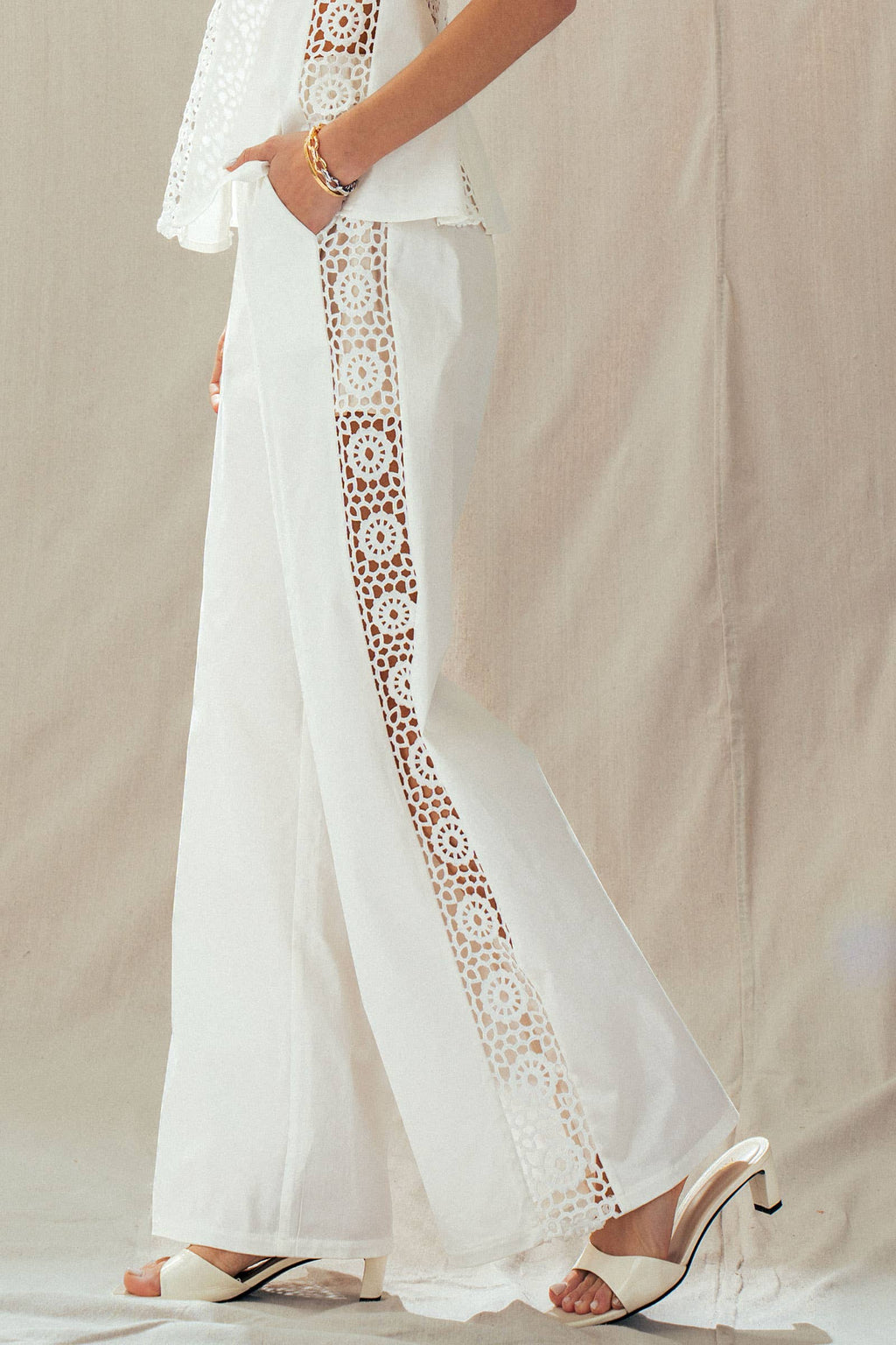 Presley | Cotton Eyelet Two-Piece Set Peplum Cami & Pants