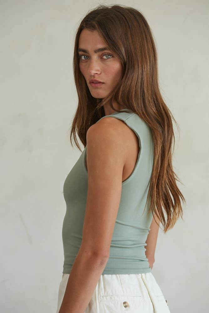 Basics | Double Layered Seamless Top