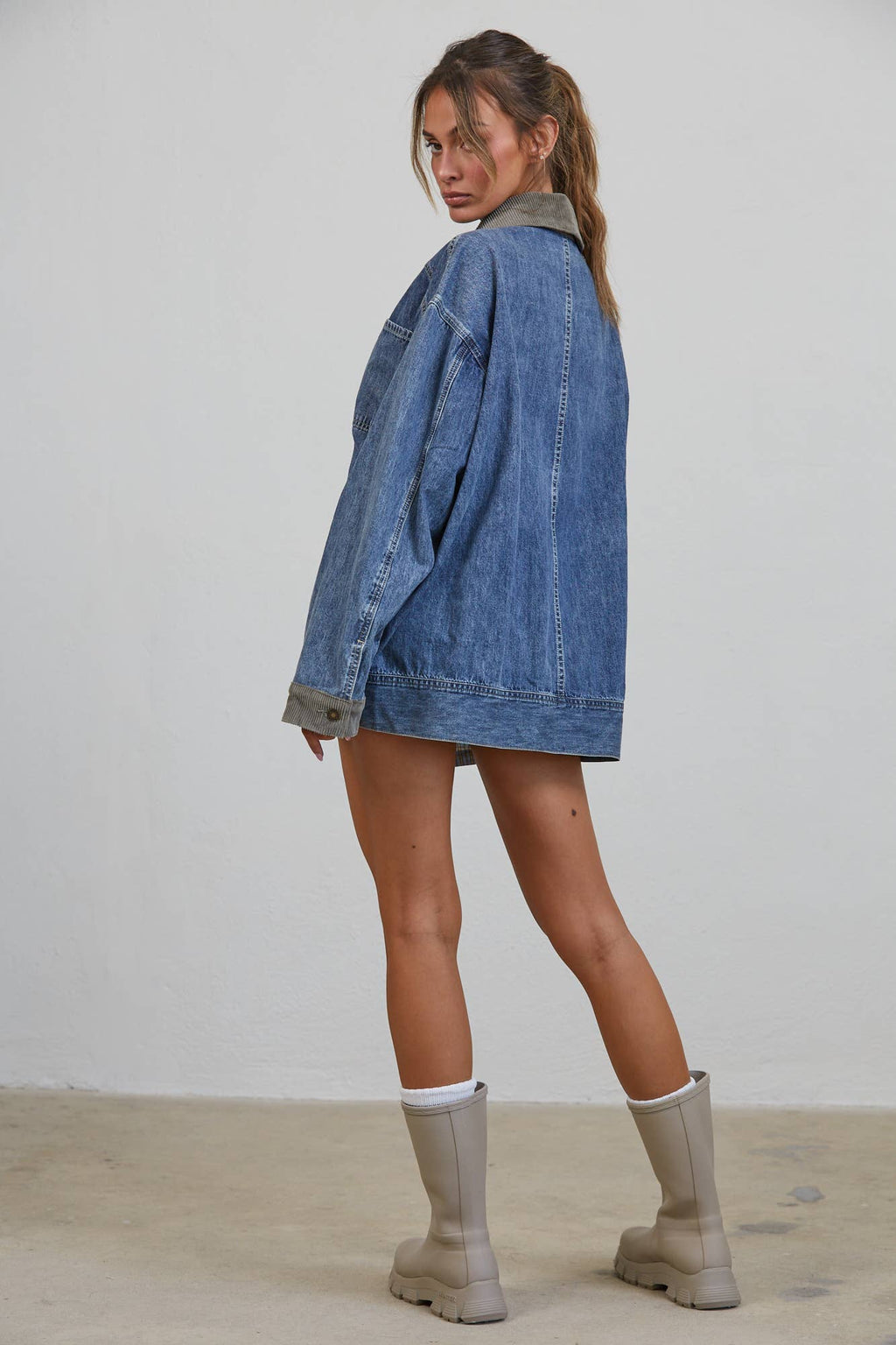Alexandra | Contrast Collar Denim Jacket