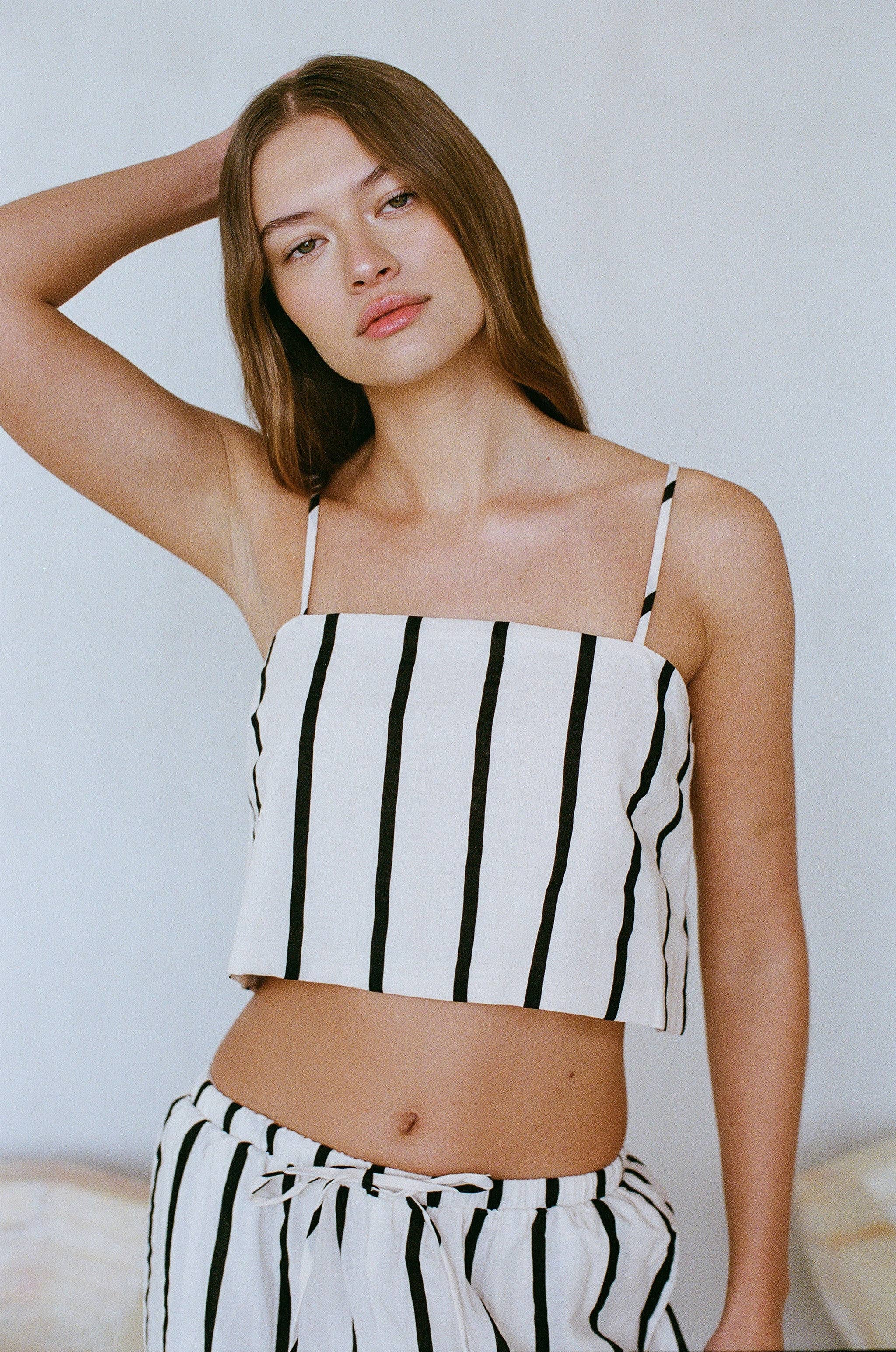 Kelsea | Woven Cotton Linen Strap Shoulder Square Neck Crop | AR1127