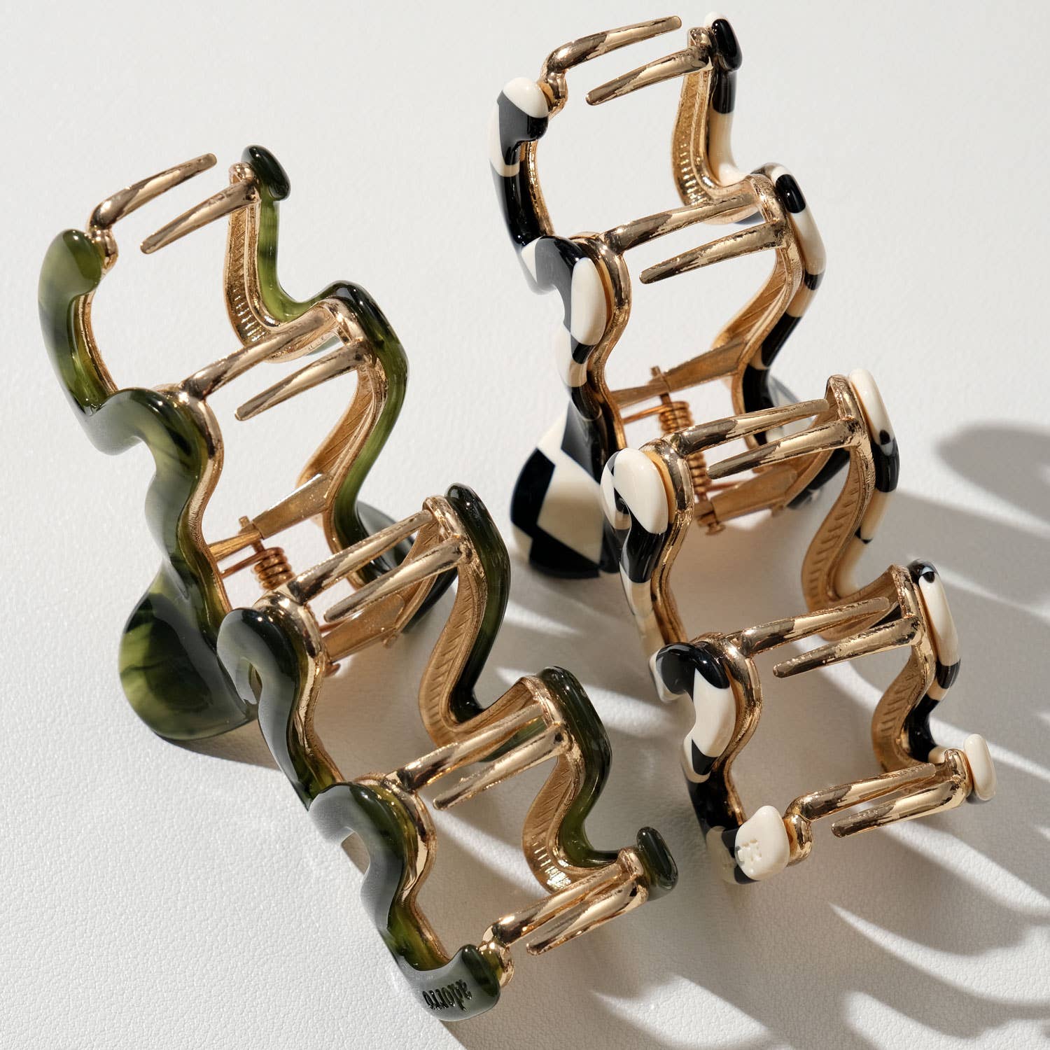 Willow Vintage | Large Squiggle Metal Claw Clip