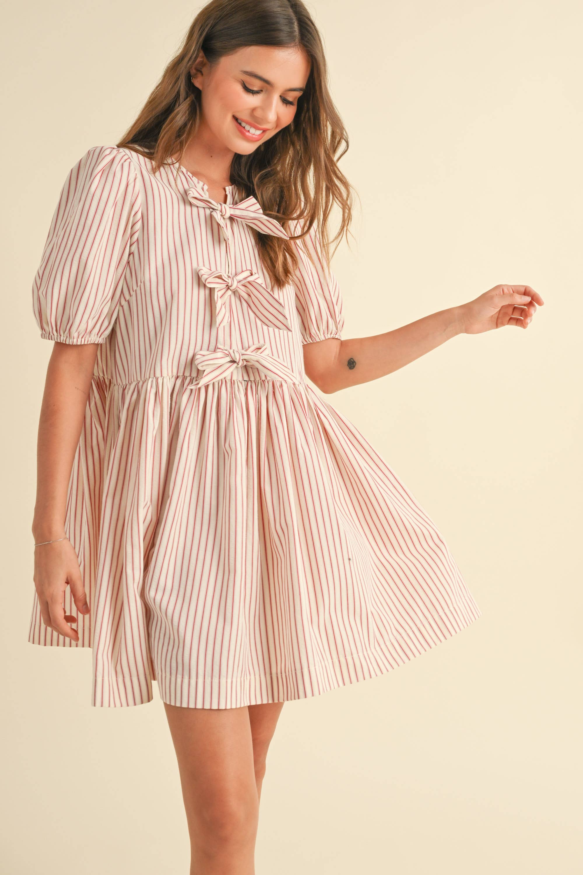 Darcey | Striped With Bow Tie Front SSLV Dress