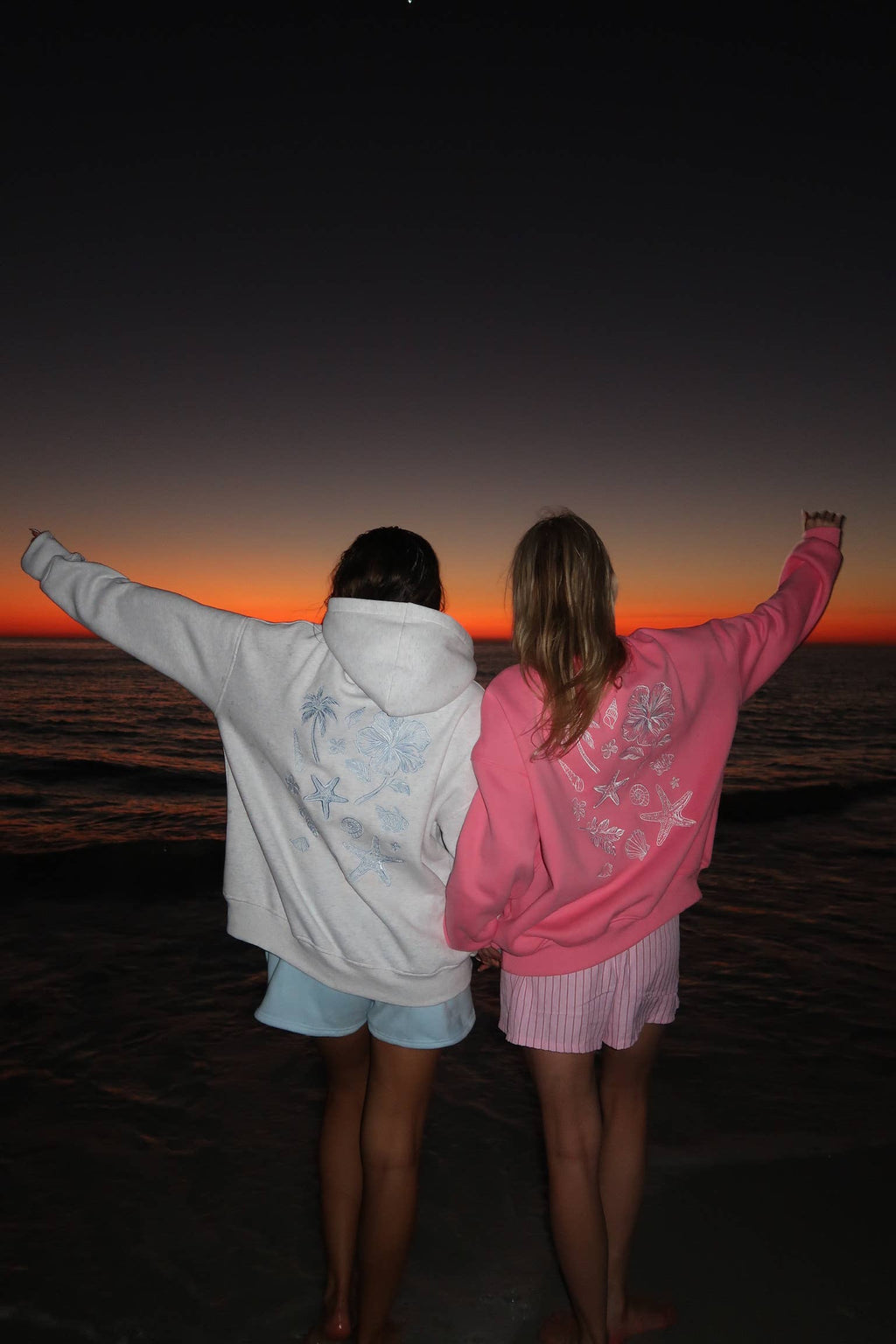 Pearl Grey | Tropical Embroider Hoodie