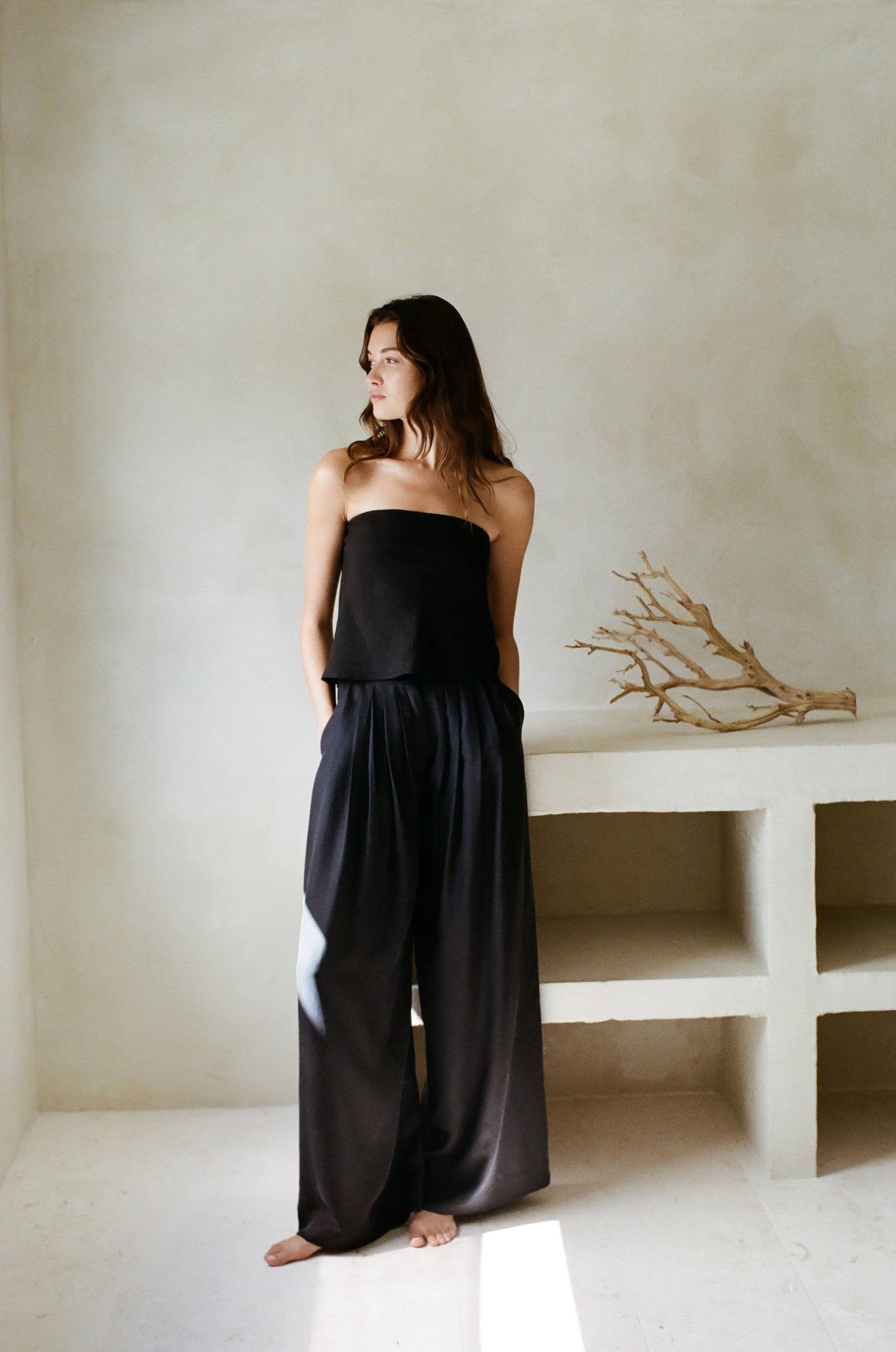 Woven 100% Linen Elastic Back Tube Top