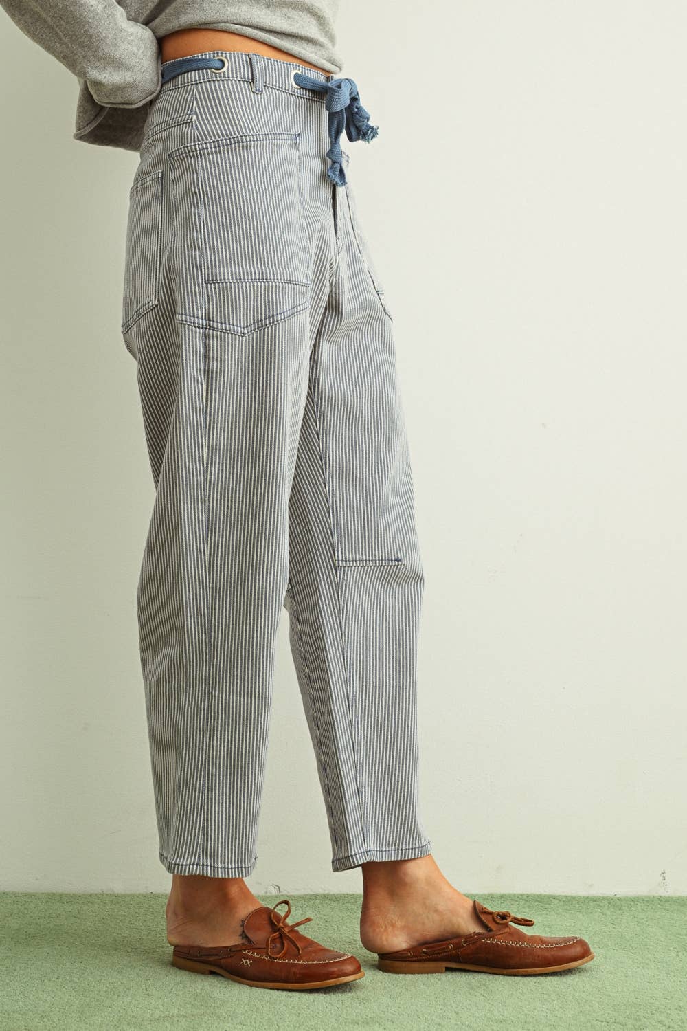 Del Mar | Striped Pattern Washed Barrel Pants with Belt