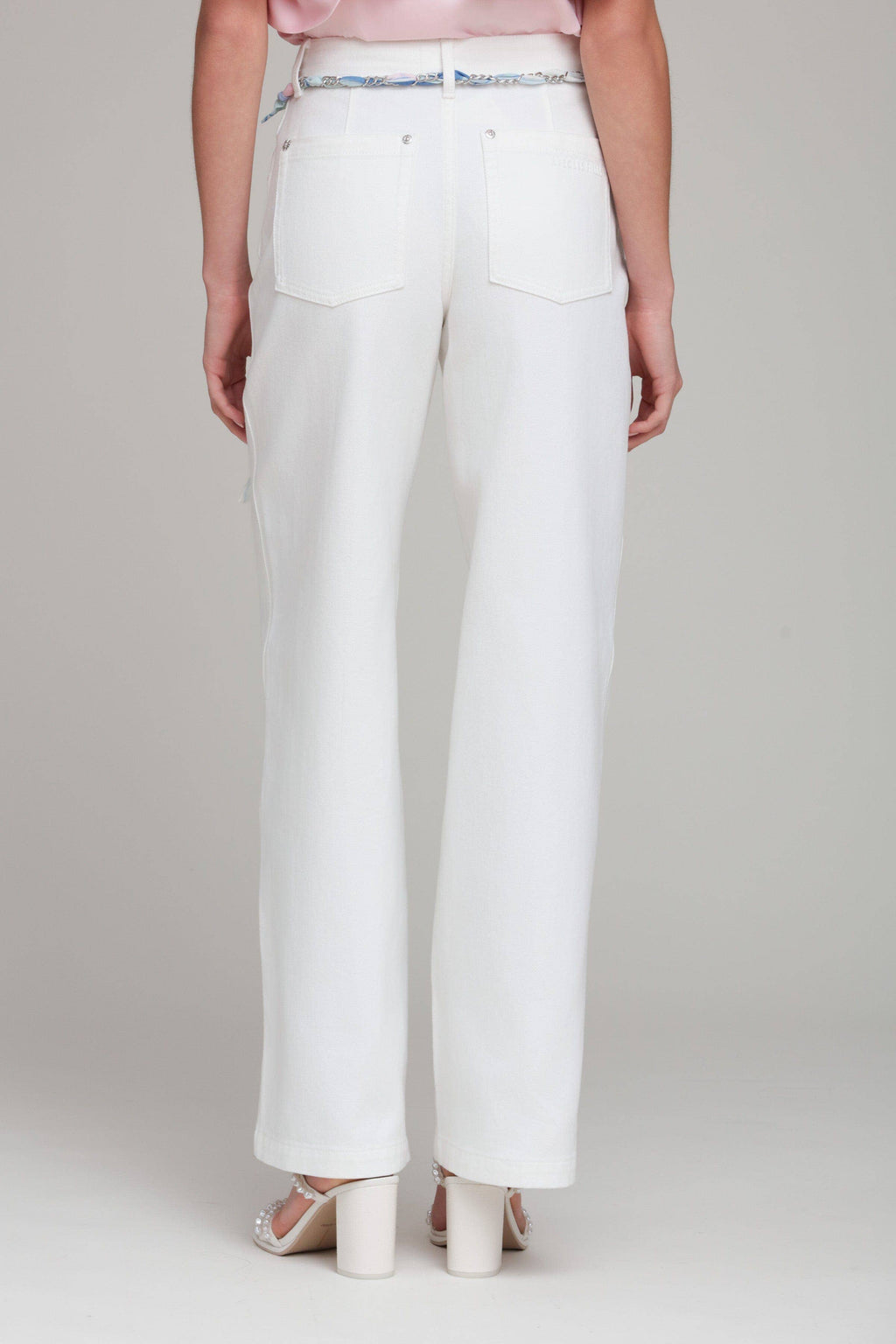 Meridith | Chain Belt Wide Leg Crane Jeans