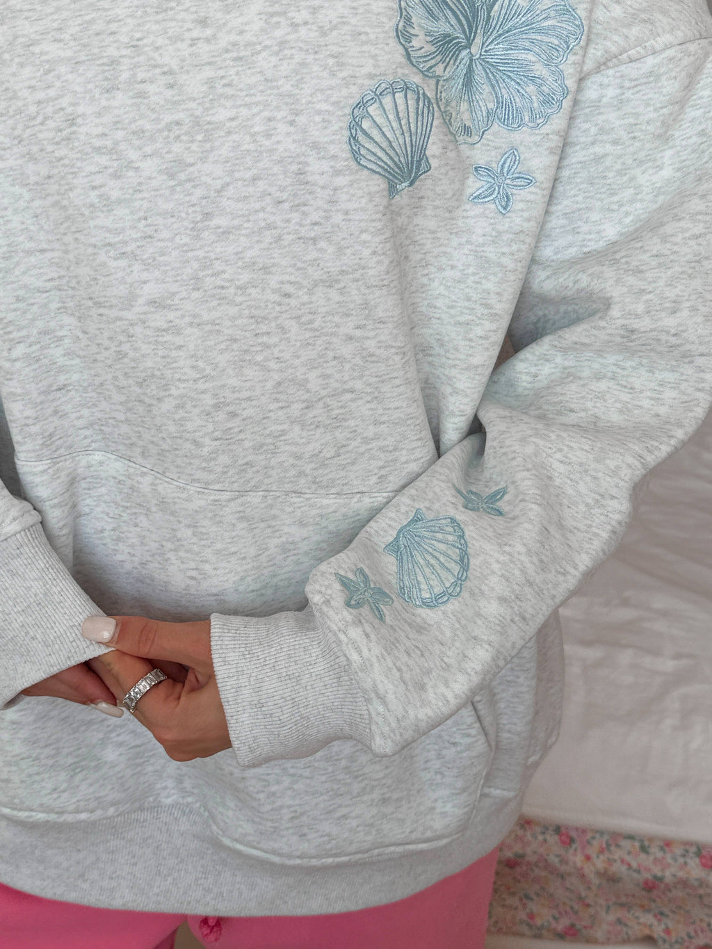 Pearl Grey | Tropical Embroider Hoodie