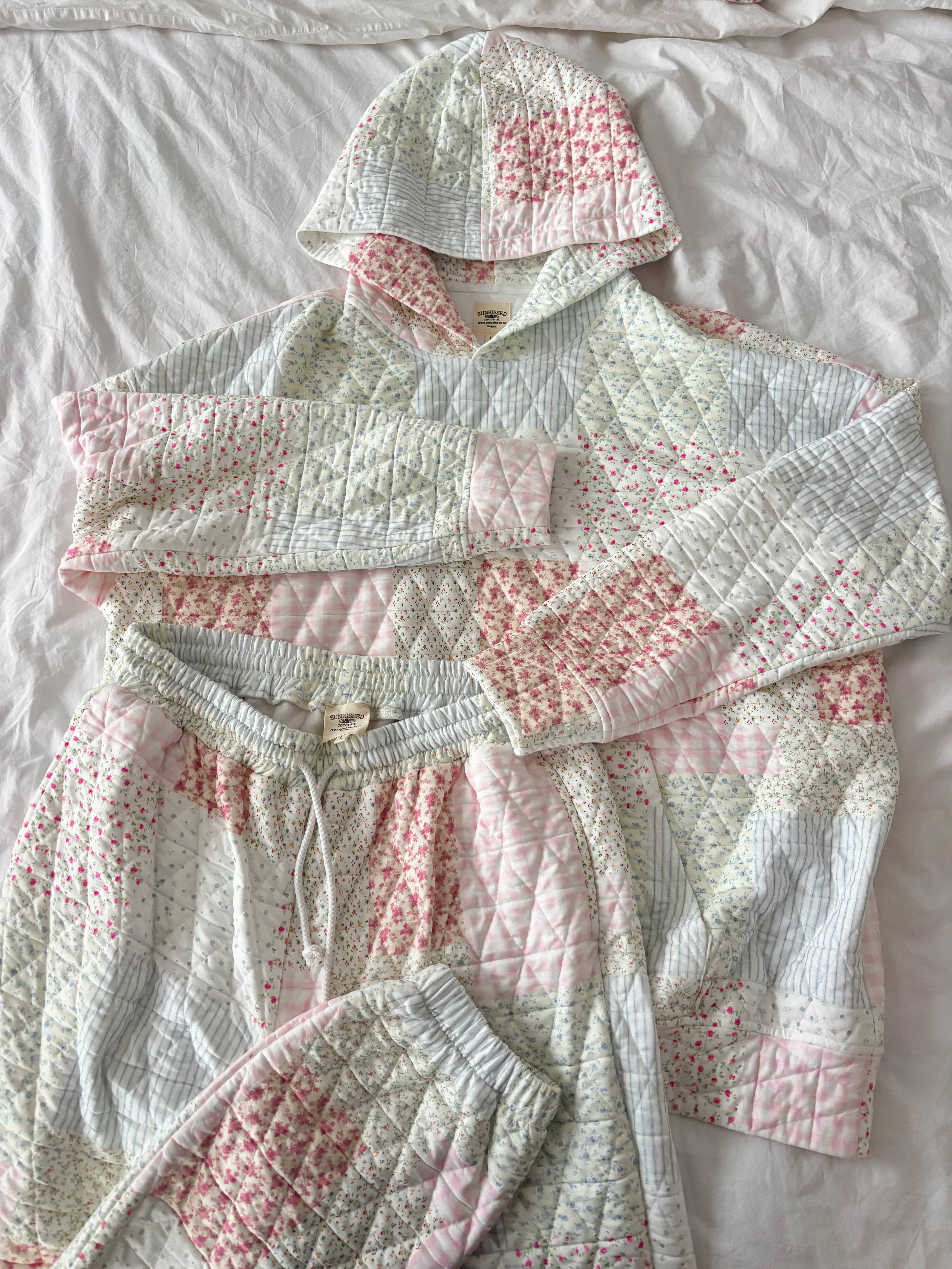 Lucy | Quilted Pastel Hoodie