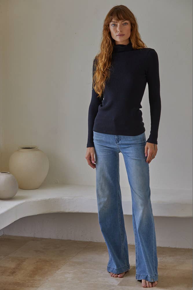 Shea | Knit Cotton Polyester Spandex Ribbed Turtleneck