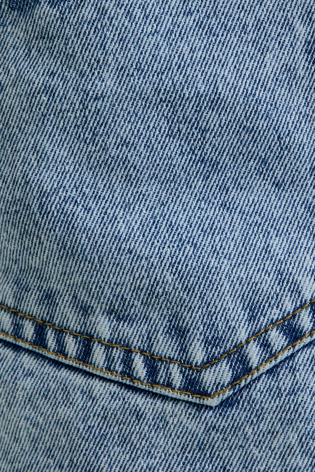 Coral | Mid-Rise Pocket Detail Shorts