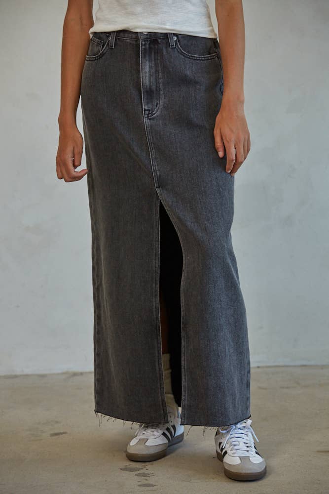 Briar | Woven Denim Washed Cut Off Midi Skirt