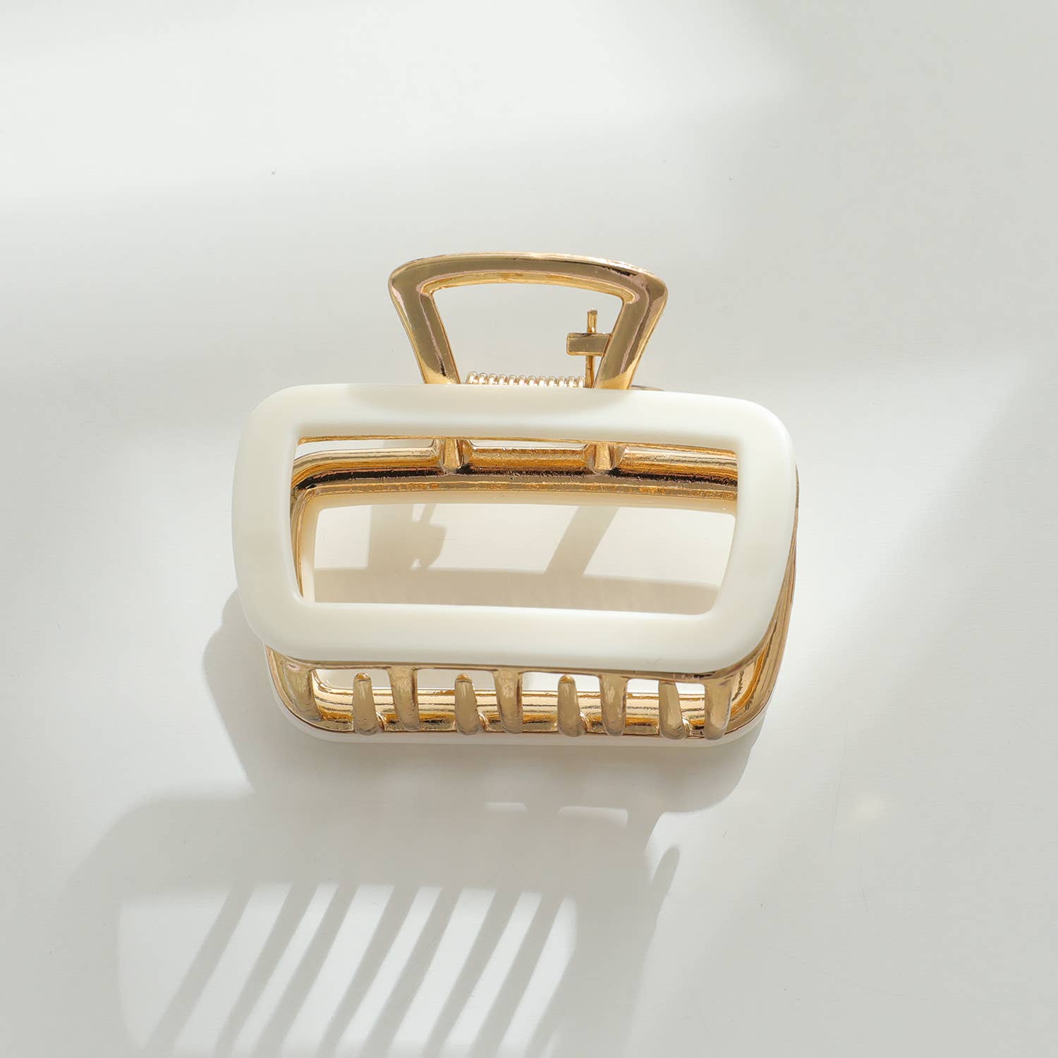 Vera | Ivory Gold Metal Assorted Claw Clips