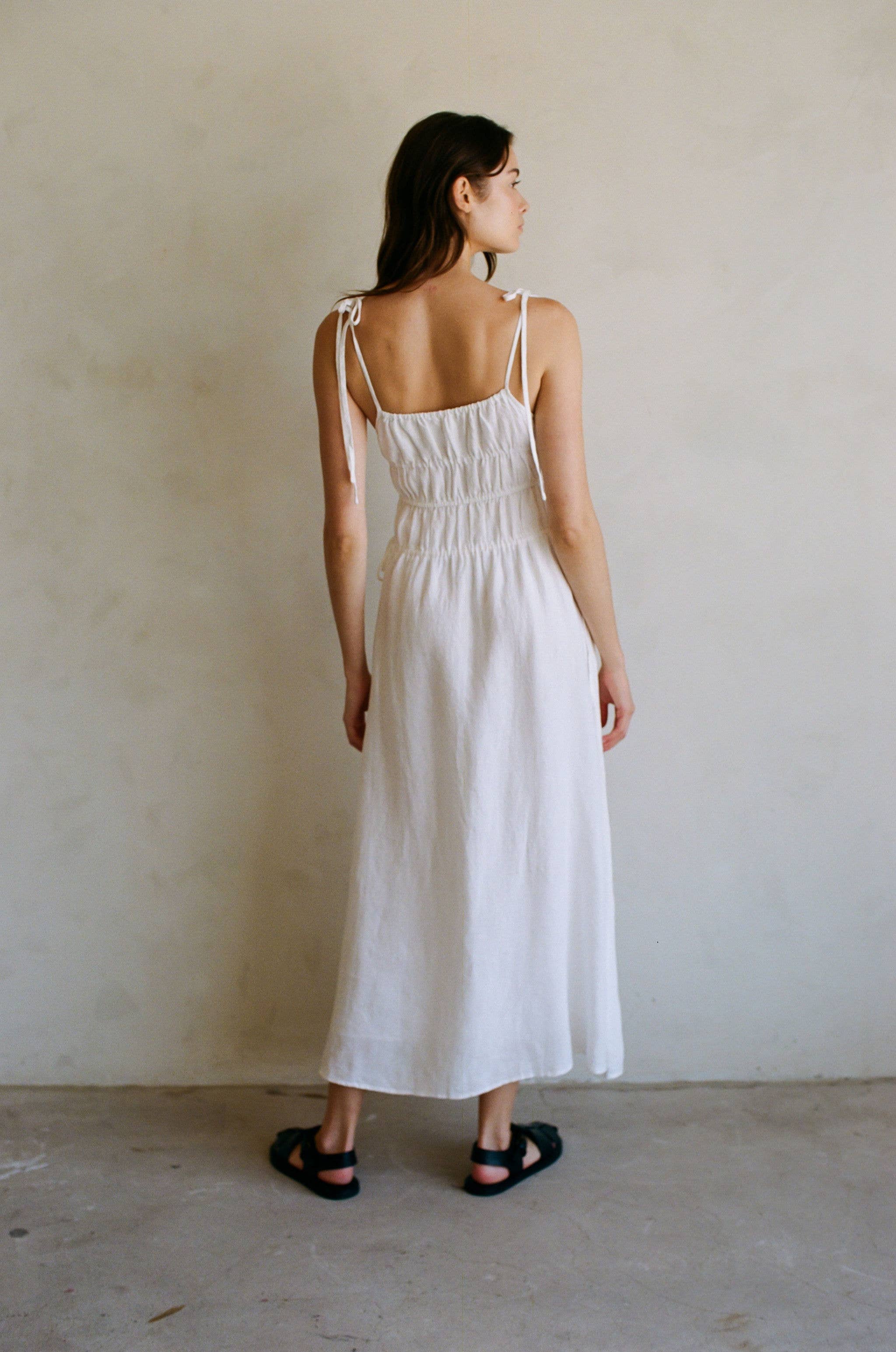 Woven 100% Linen Sleeveless Strap Shoulder Maxi