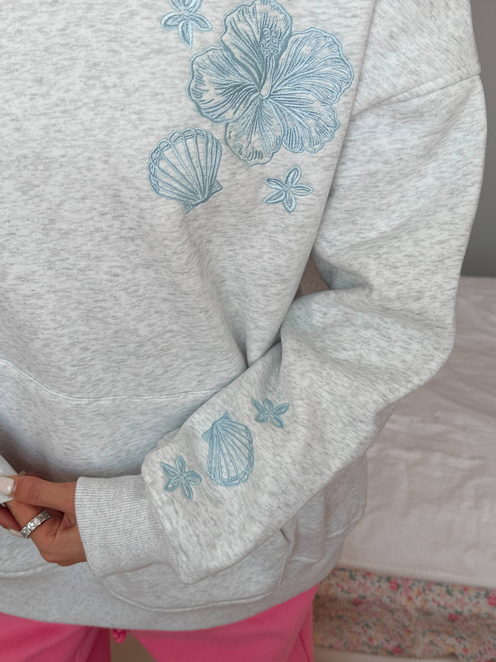 Pearl Grey | Tropical Embroider Hoodie