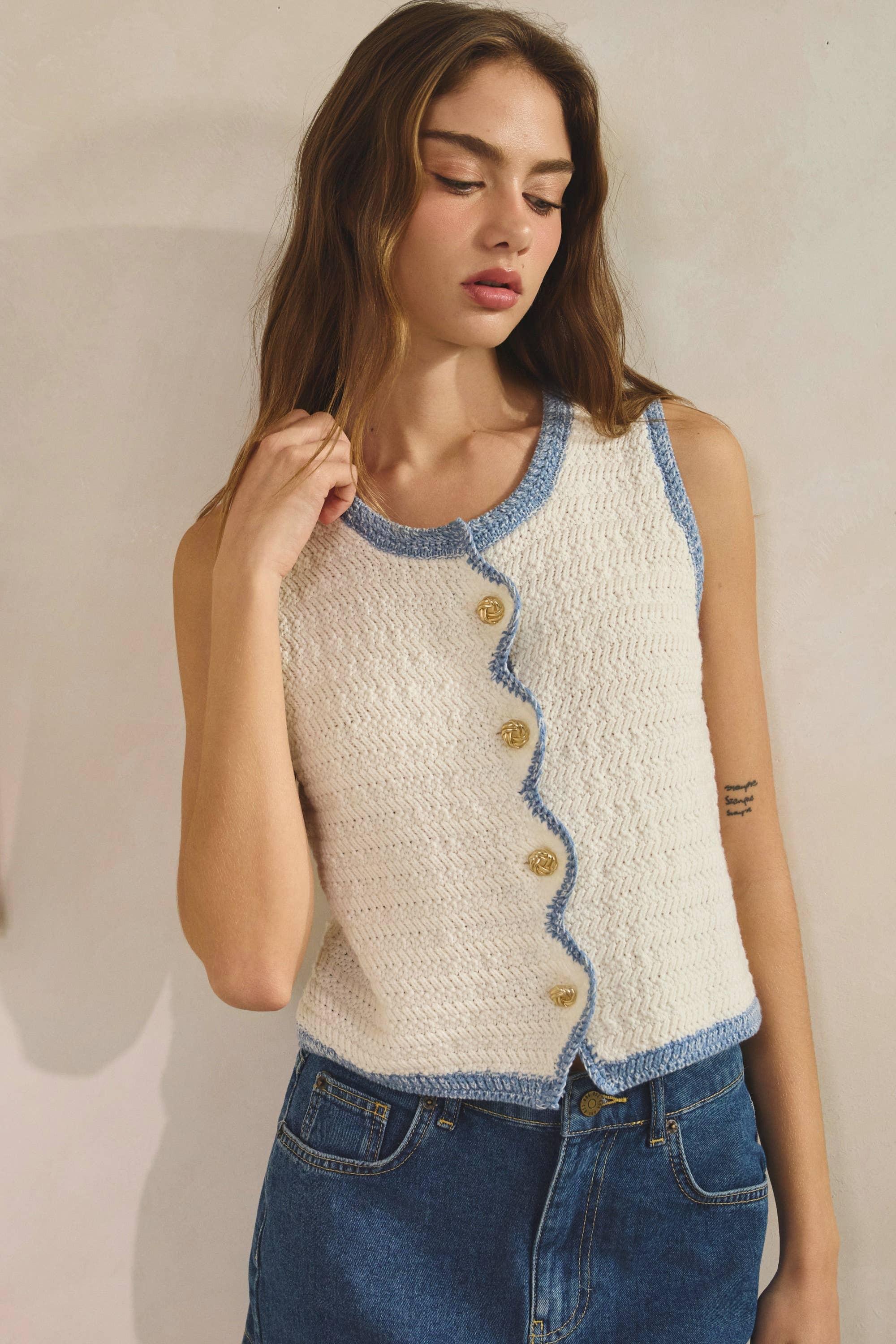 Mira | Contrast Vest